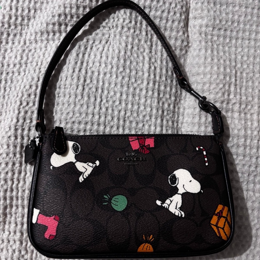 SNOOPY COACH PURSE